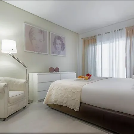 Center With Charm アパート